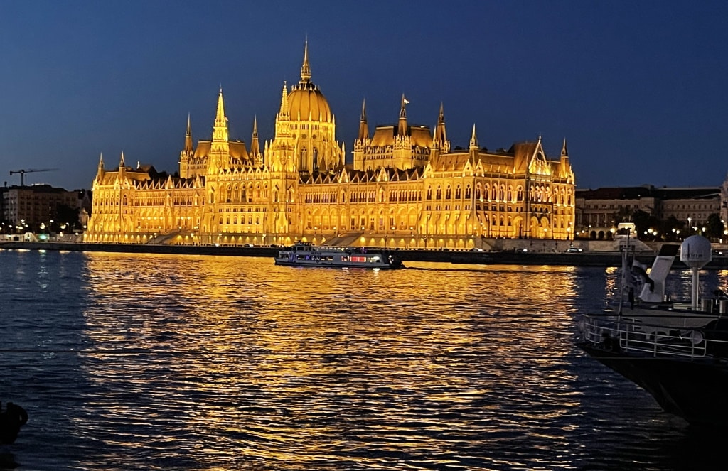 Budapest_Donau_Parlament