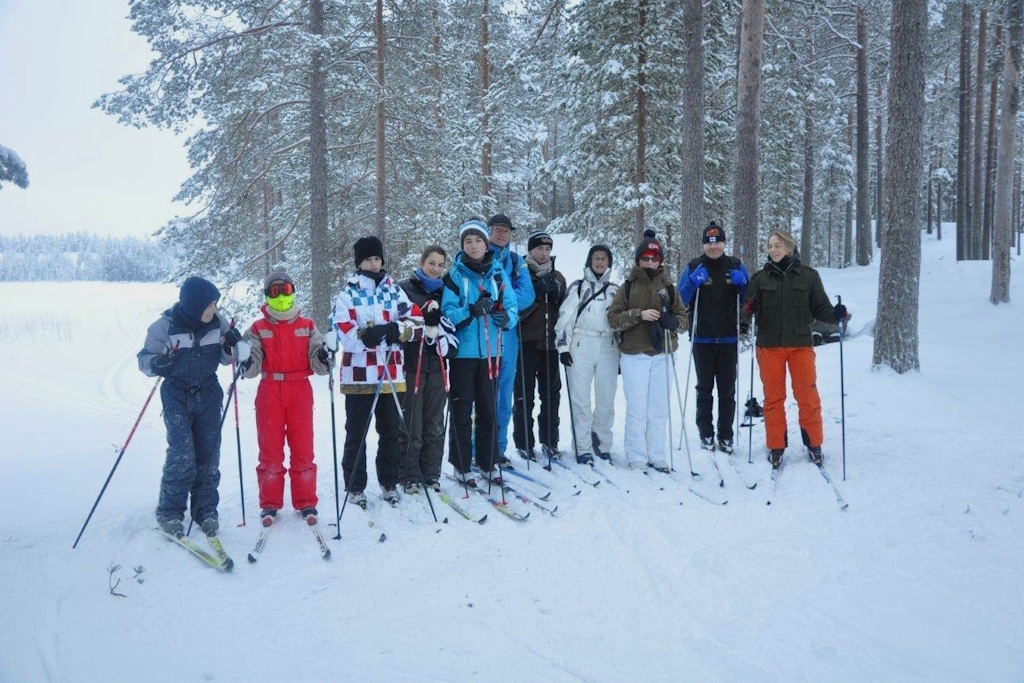 001130_ut_Families_skiing_1024_683
