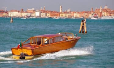 Venedig vom Meer aus gesehen