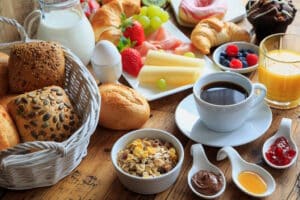 Frühstück im Schlosshotel auf Burg Hirschhorn