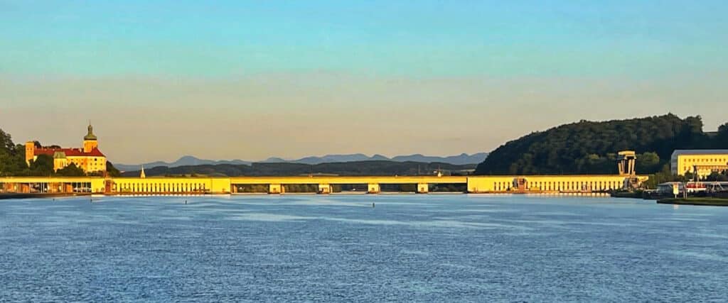 Donau Wehr