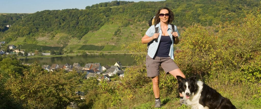 Wandern mit Hund an Rhein und Mosel